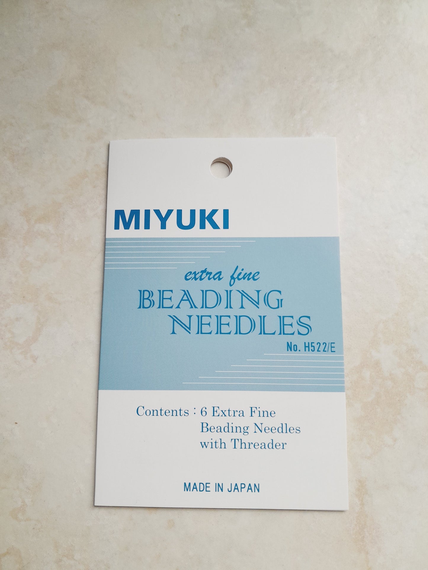 1 kit 6 aiguilles MIYUKI + 1 enfileuse