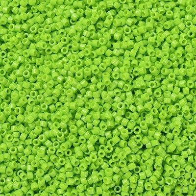 5gr Délica Miyuki 11/0 Opaque chartreuse DB 0733