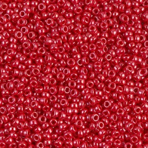 10gr Rocailles Miyuki 11/0 Opaque red luster 426