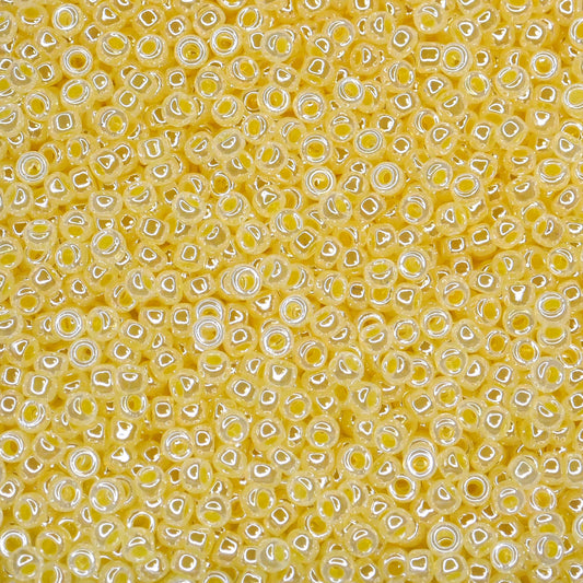 10gr Rocailles Miyuki 11/0 Ceylon light daffodil 516