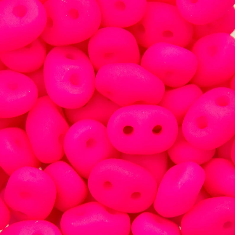 10gr Superduo 2.5x5mm pink neon mat 02010/25123